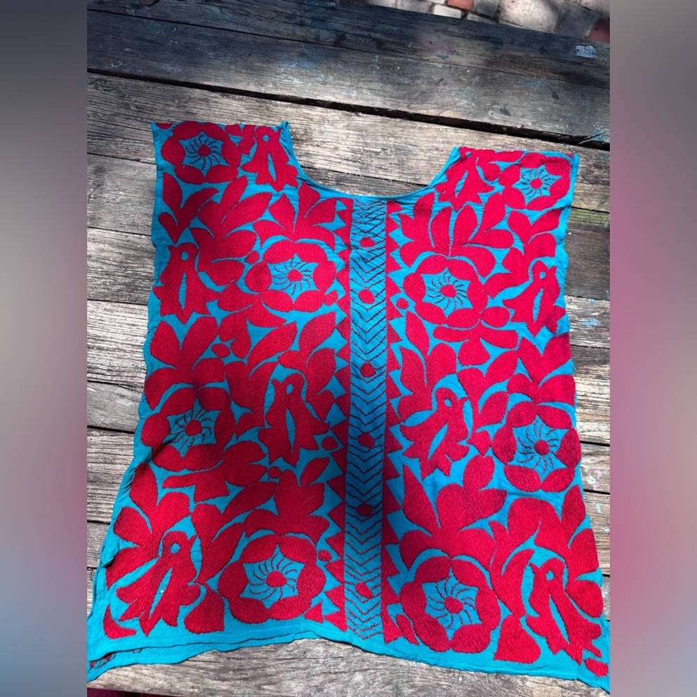 Embroidered Floral Tunic Top in Red and Turquoise